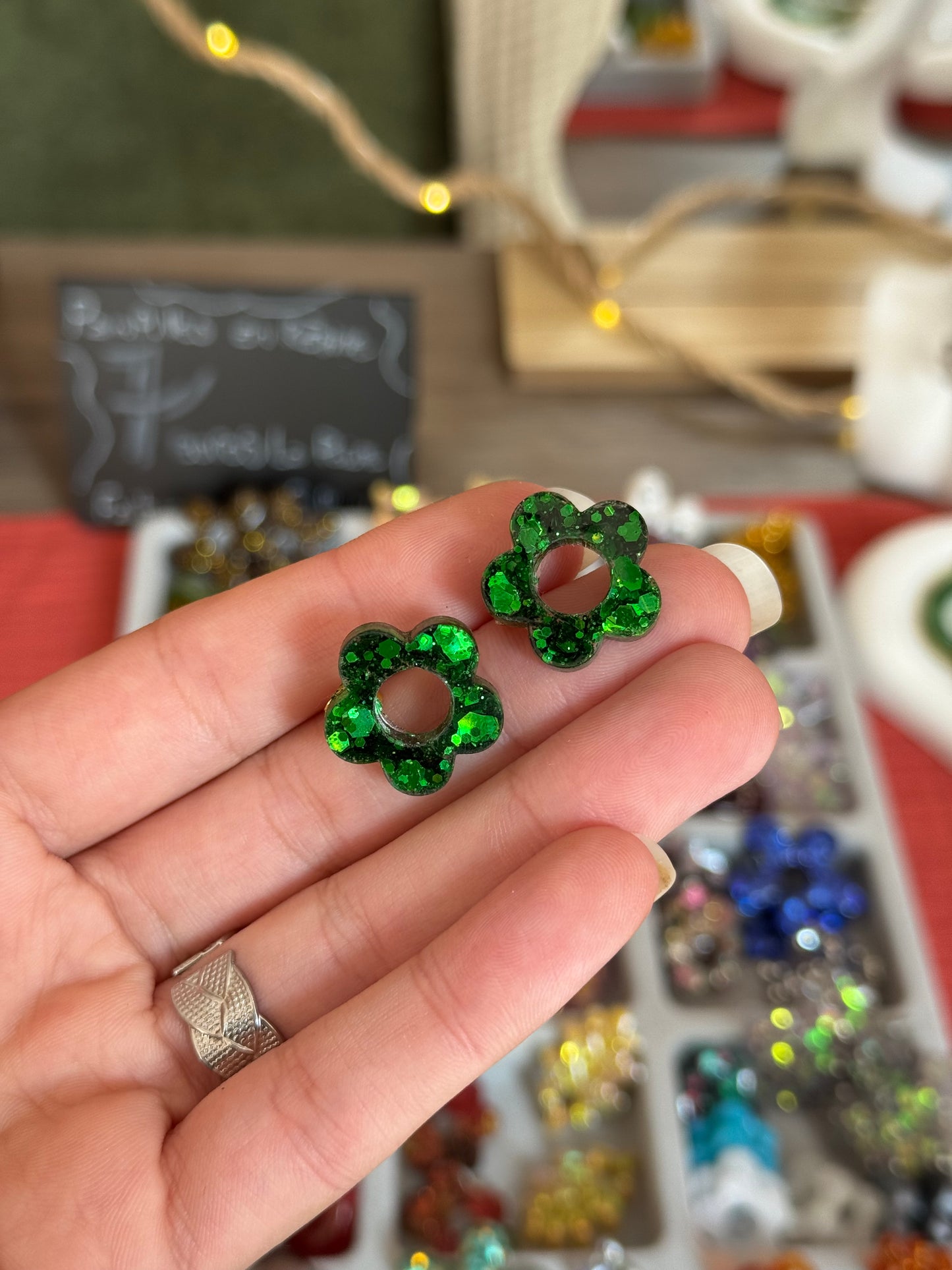 Puces d’oreilles fleuries green