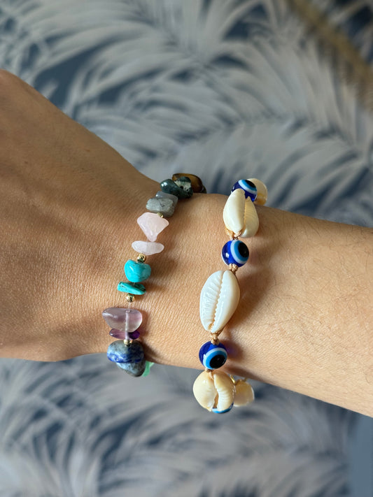 Bracelet artisanales coquillages naturels et perles œil de protection