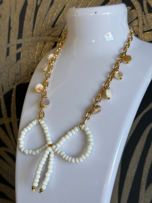 Collier noeud