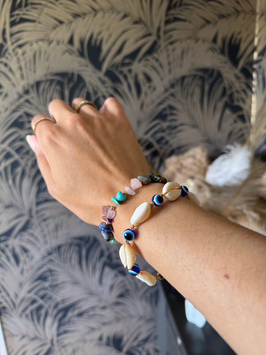 Bracelet artisanales coquillages naturels et perles œil de protection