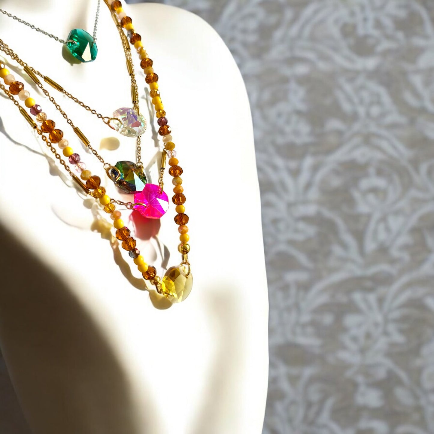 Collier chaîne acier inoxydable et pierre facettée